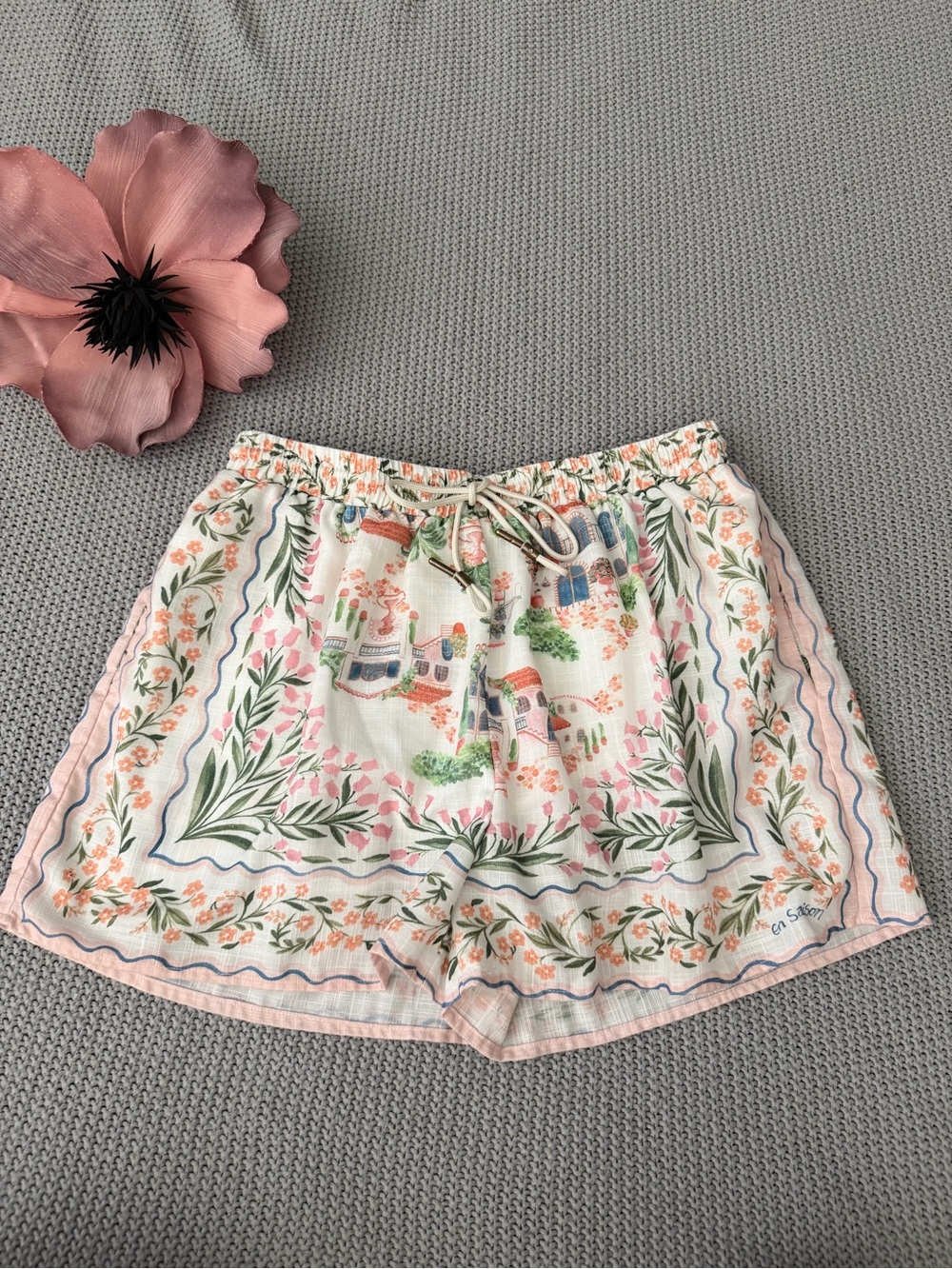 En Saison Alaia Linen Shorts Ivory Size Small